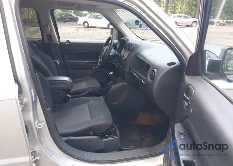 2013 Jeep Patriot Sport из США, поврежденный, VIN 1C4NJPBA8DD272683